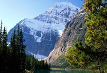 铁人,孔德自年月以来没有缺席过俱乐部和国家队比赛.